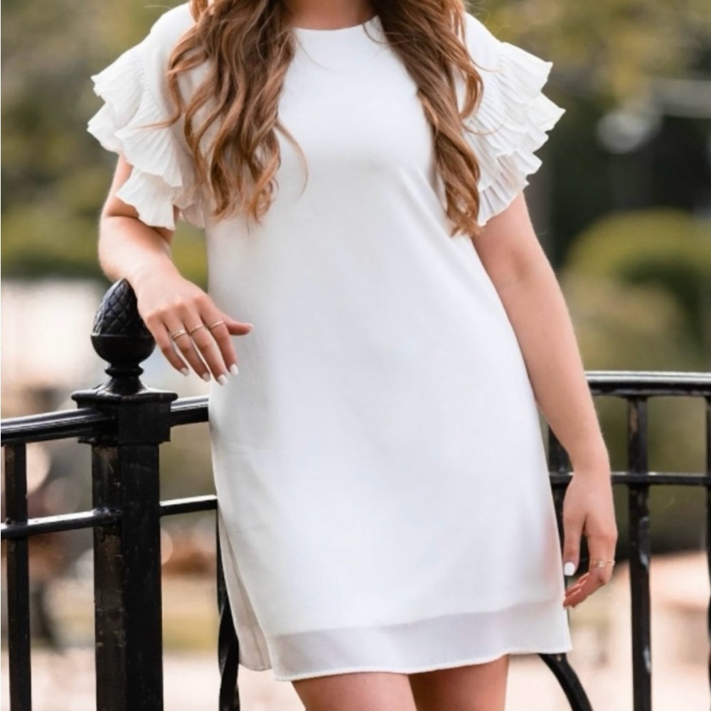 She + Sky Elegant White Ruffle Sleeve Mini Flowy Dress Size Medium